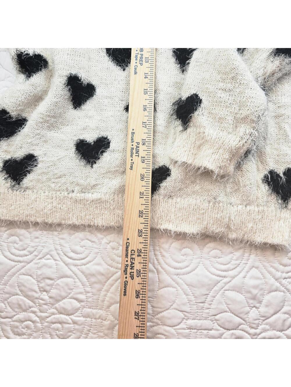 Cotton Emporium Fuzzy Heart Sweater Cream Black Eyelash Knit Soft Cozy Large NWT - Picture 4 of 5